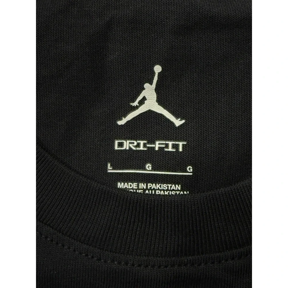 Jordan Dri-FIT Sport Long Sleeve Graphic T-Shirt FN5972-010 Black Mens Large NWT
